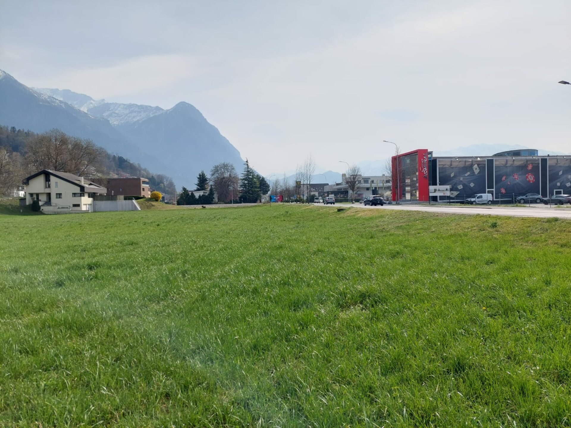 triesen3-1920×0-c-default