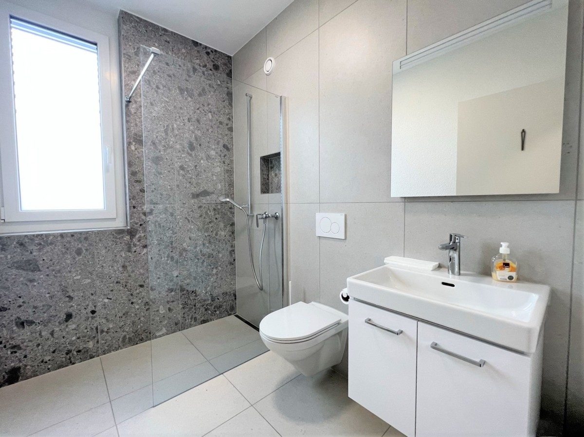 ad6552c2-4d43-4f33-b5da-e27207b1c4b2