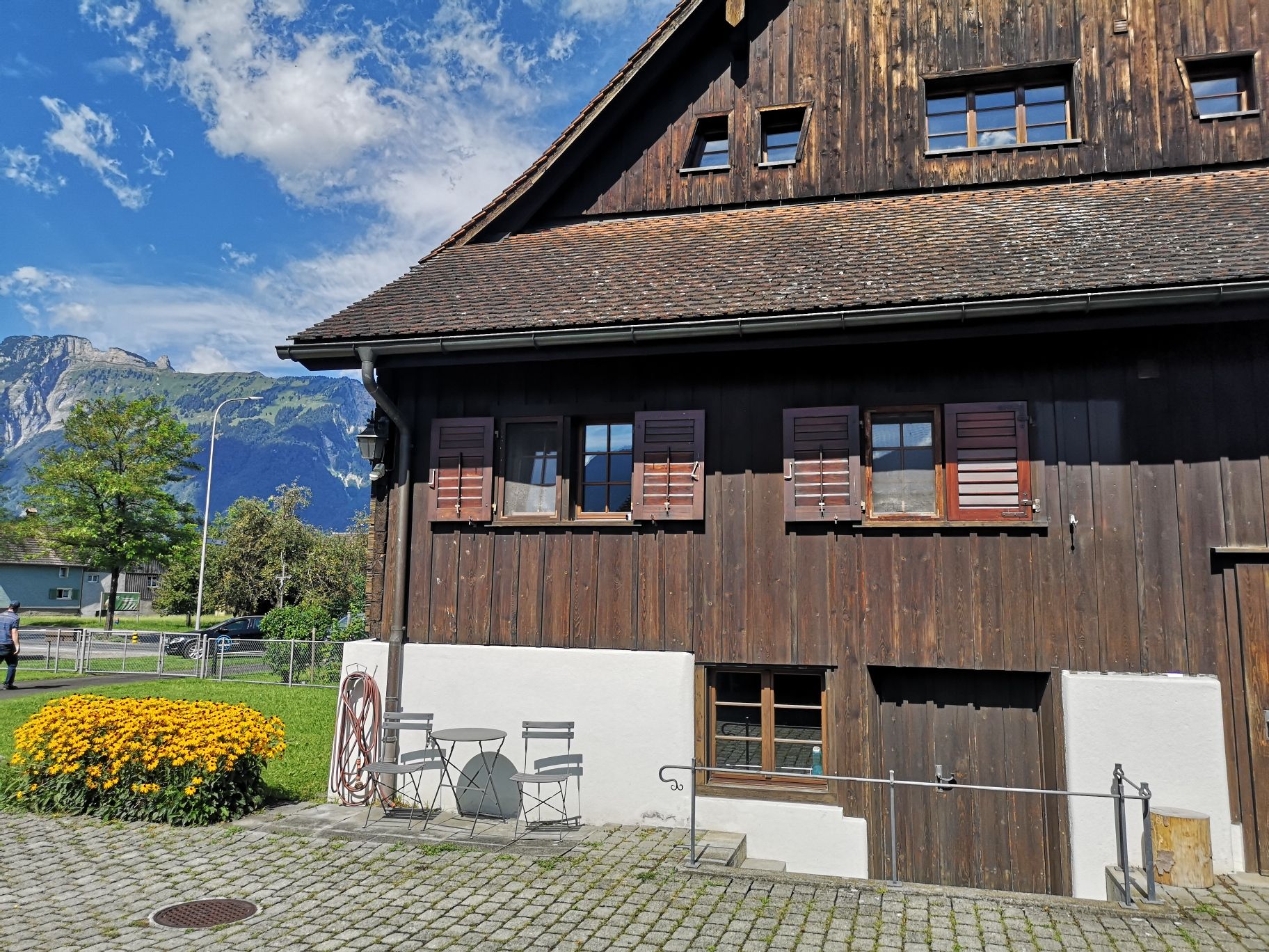 Doppelhaushaelfte-mit-Baulandreserve-x64j-nemo-1