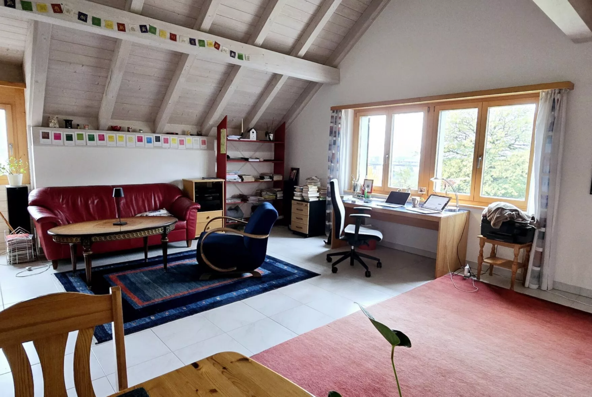 Grosszuegige-25-Zimmerwohnung-in-Oberbendern-ifhd-nemo-7