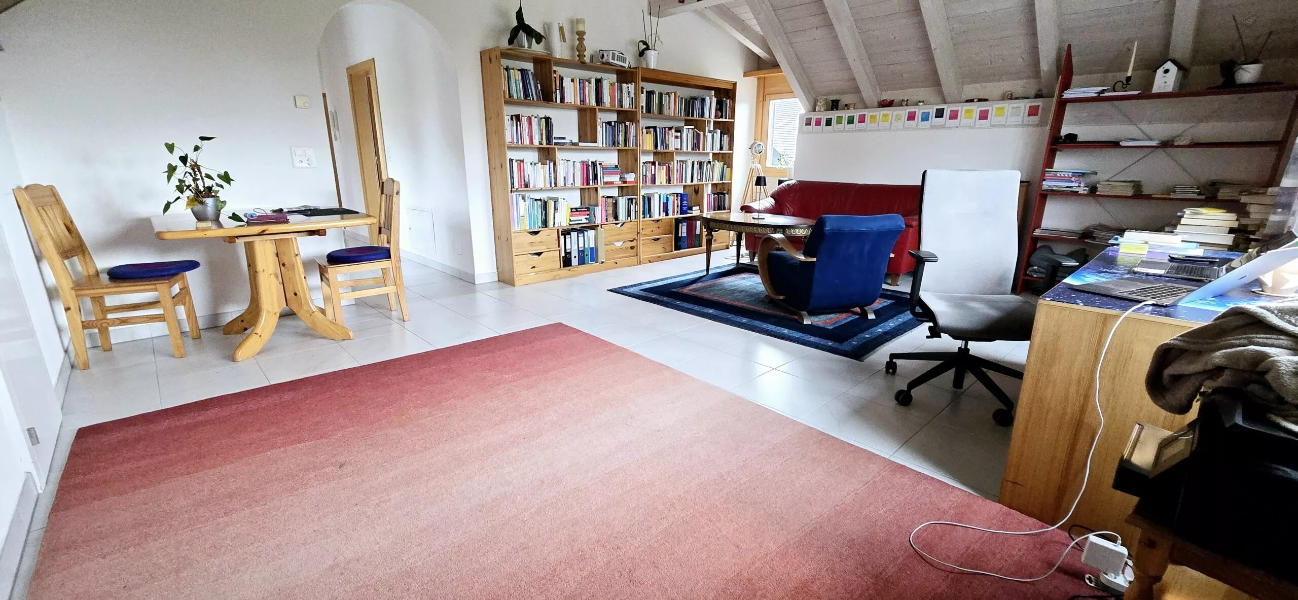 Grosszuegige-25-Zimmerwohnung-in-Oberbendern-ifhd-nemo-8