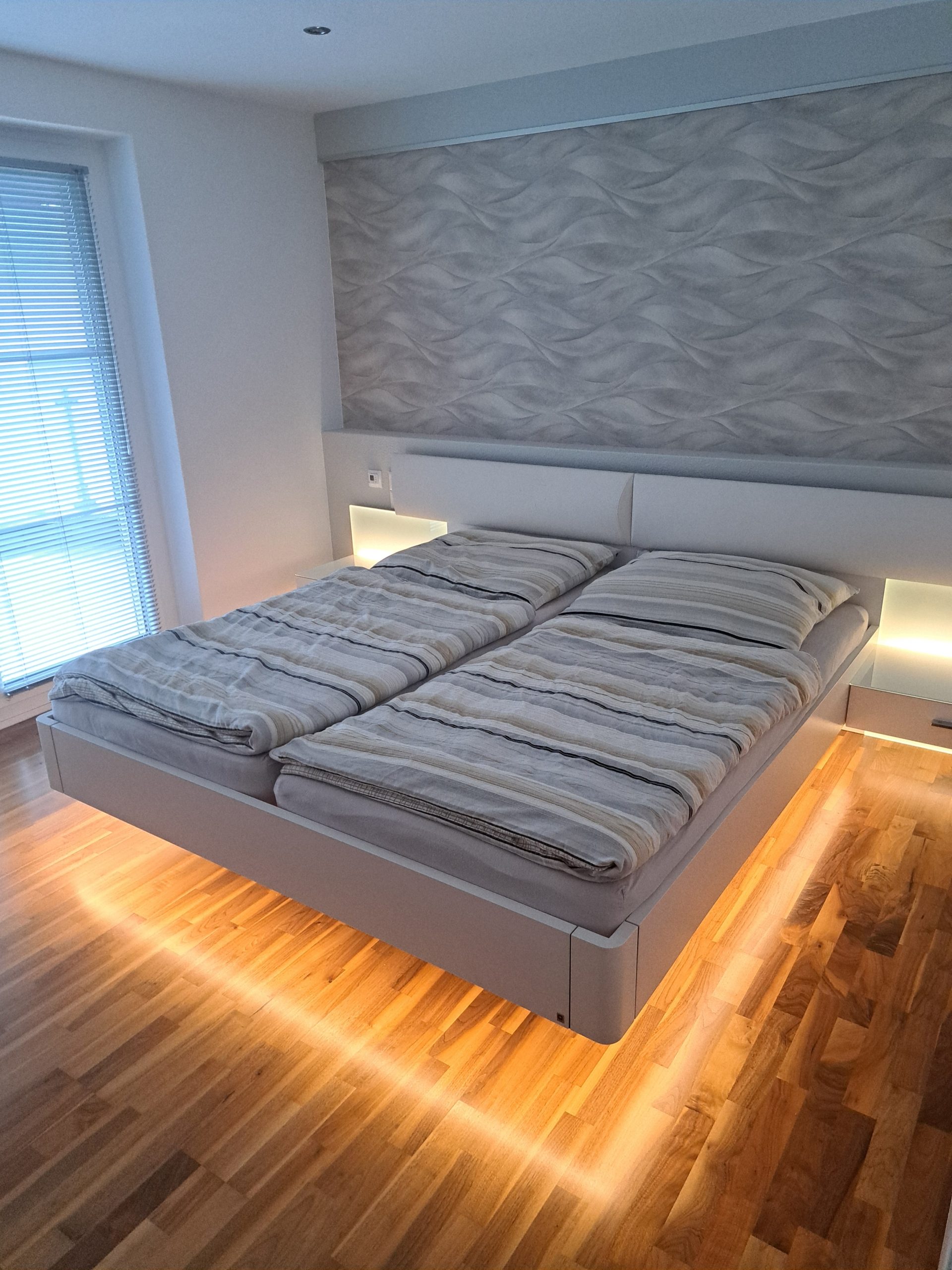 1000002548-20251116-200600