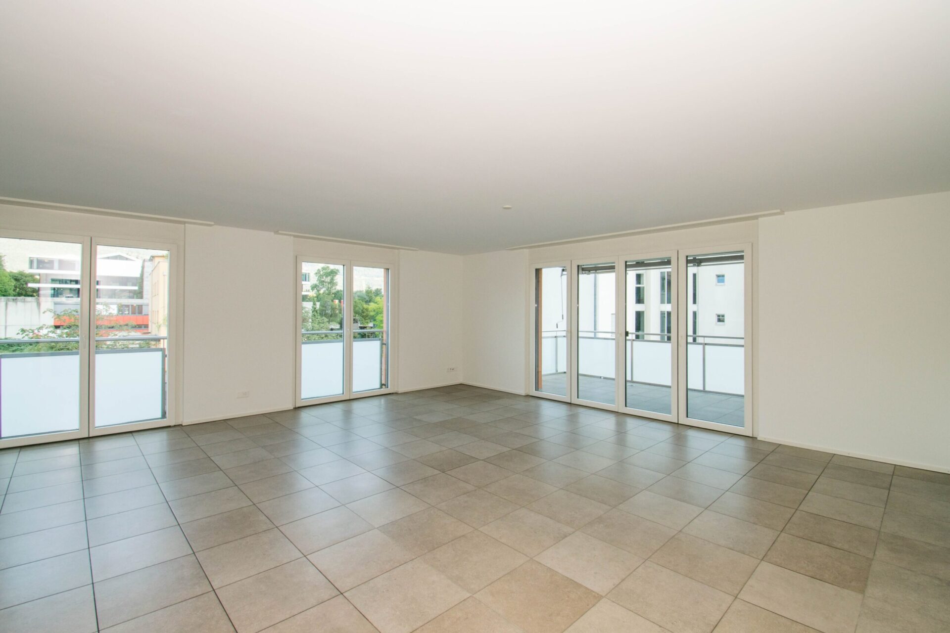 35-Zimmerwohnung-in-sonniger-und-ruhiger-Wohnlage-jl21-nemo-2