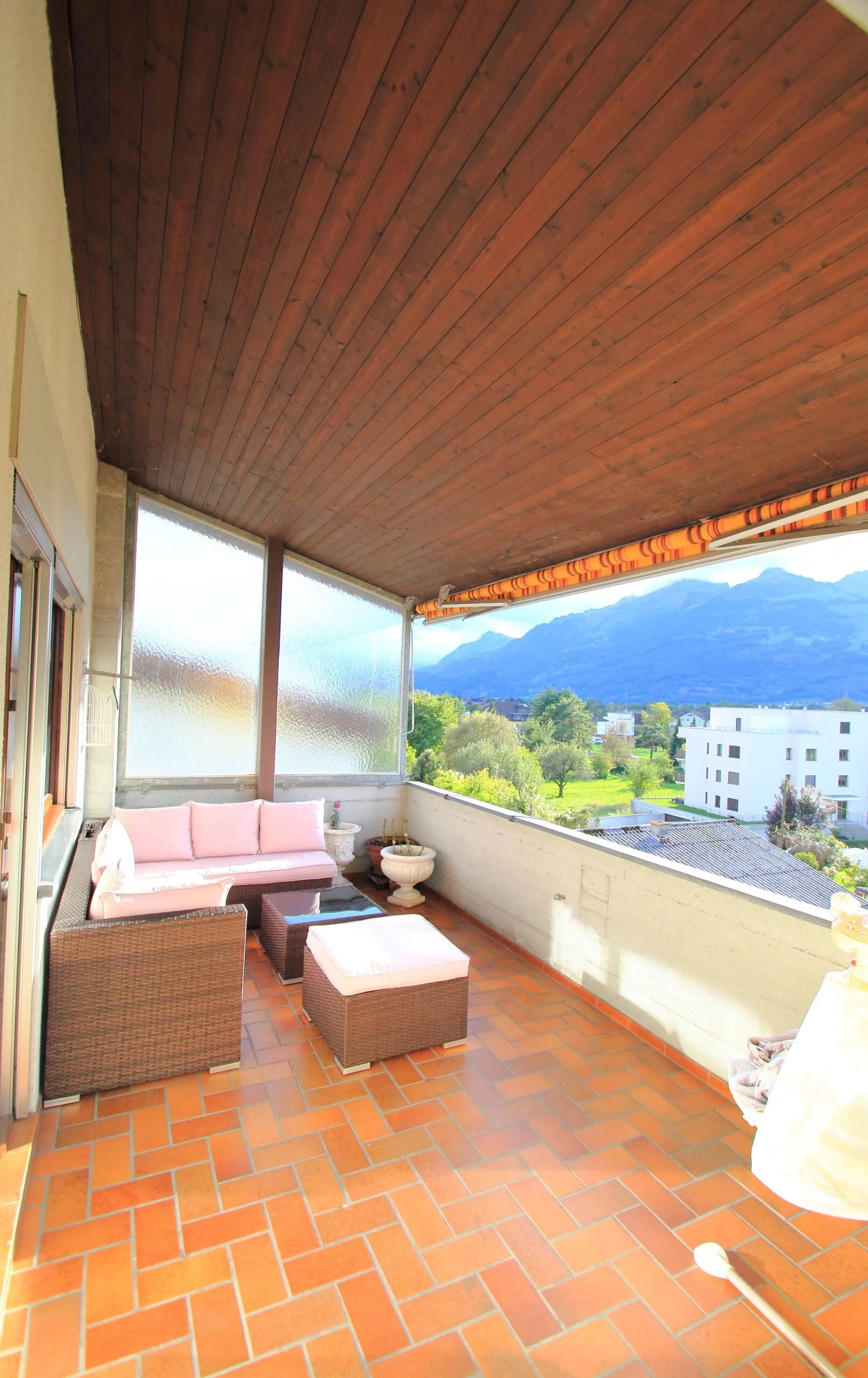 35-Zimmerwohnung-im-Zentrum-von-Schaan-79xp-nemo-2