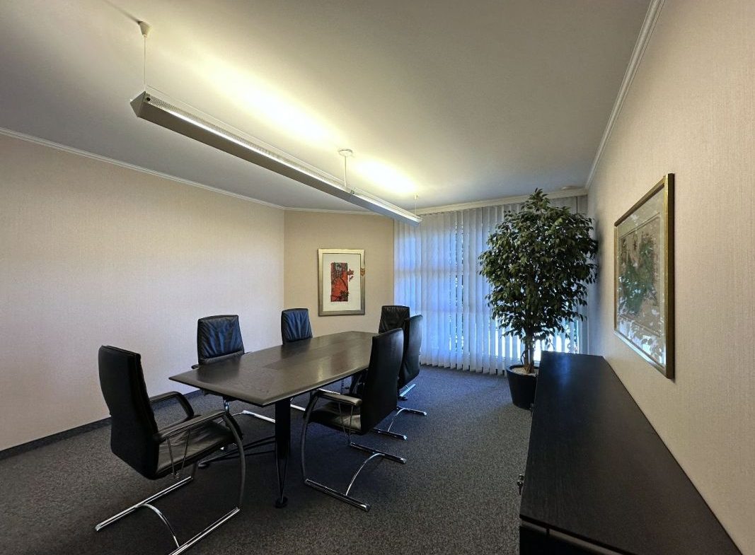 Büro-/Gewerbefläche