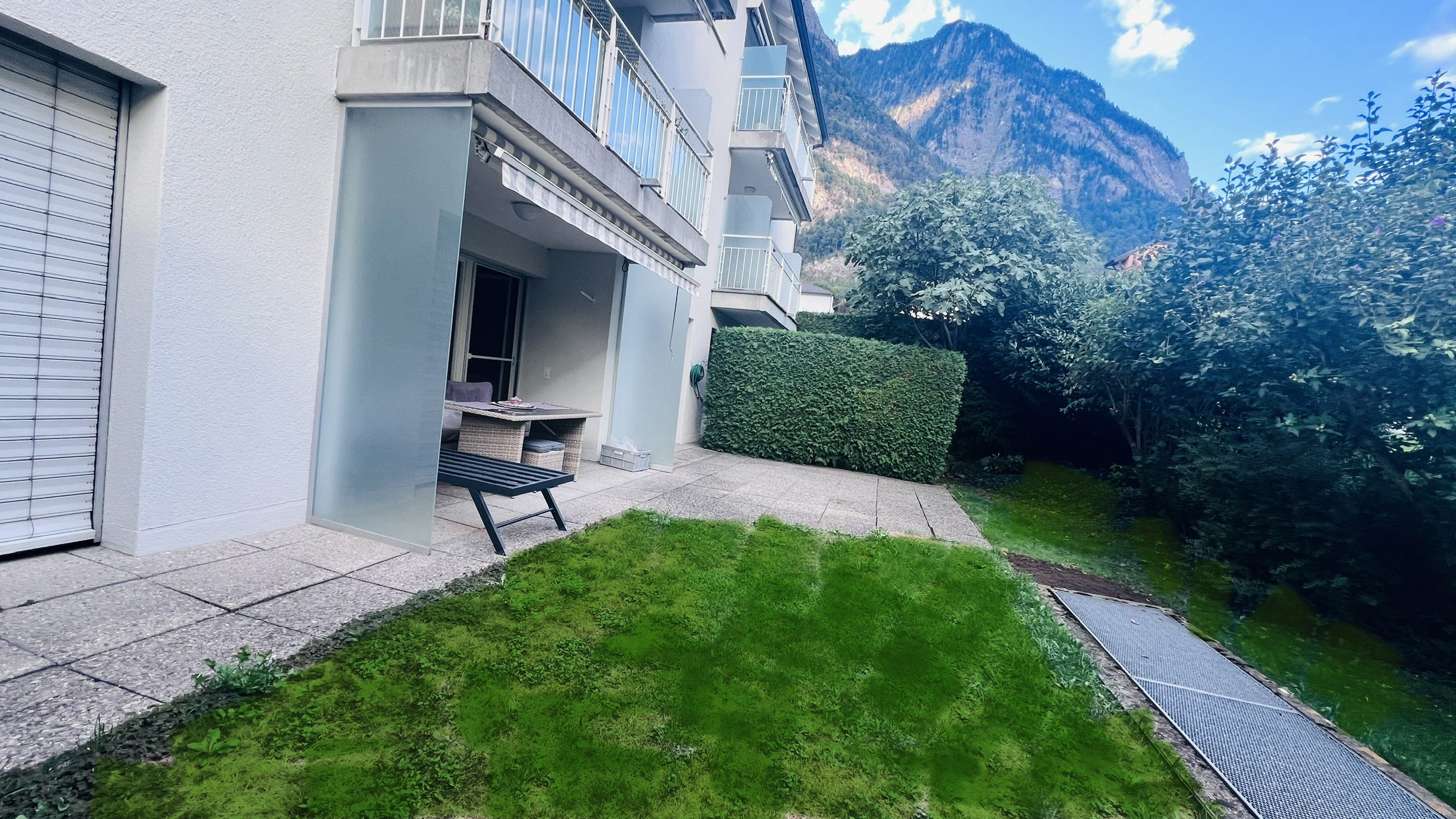 Tolle, helle 2,5 ZImmer GARTENWOHNUNG mit Tiefgarage / Balzers / Haustiere erlaubt