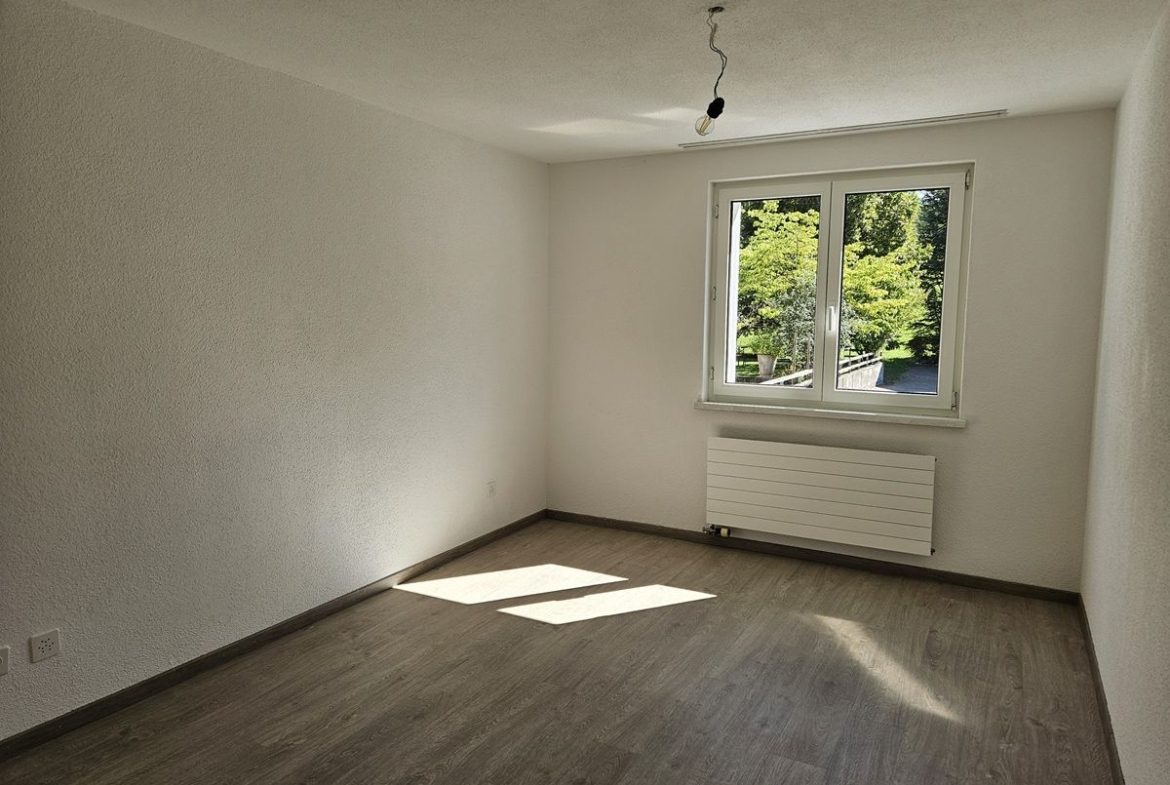 3.5-Zi.-Erdgeschosswohnung mit eigener Aussenfläche