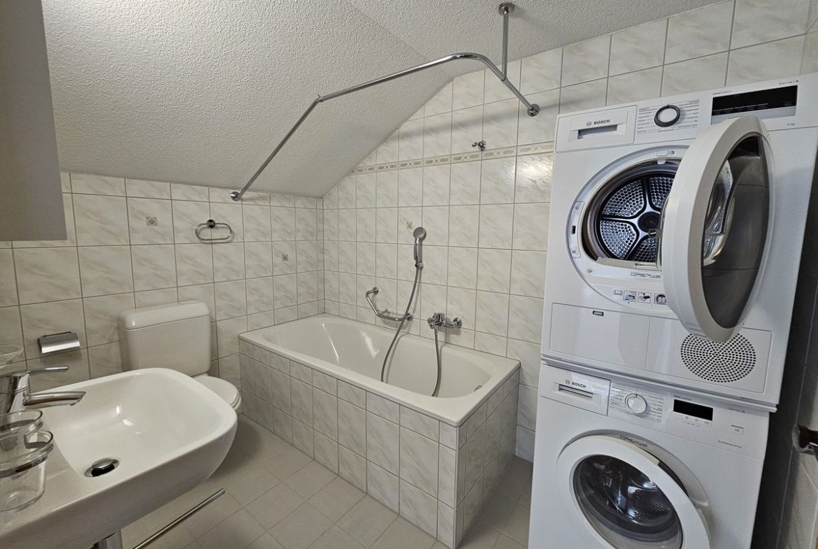 3.5-Zi.-Erdgeschosswohnung mit eigener Aussenfläche