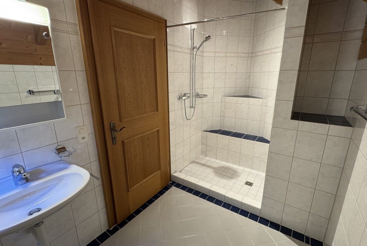 4.5 Zimmer-Einfamilienhaus mit Einliegerwohnung