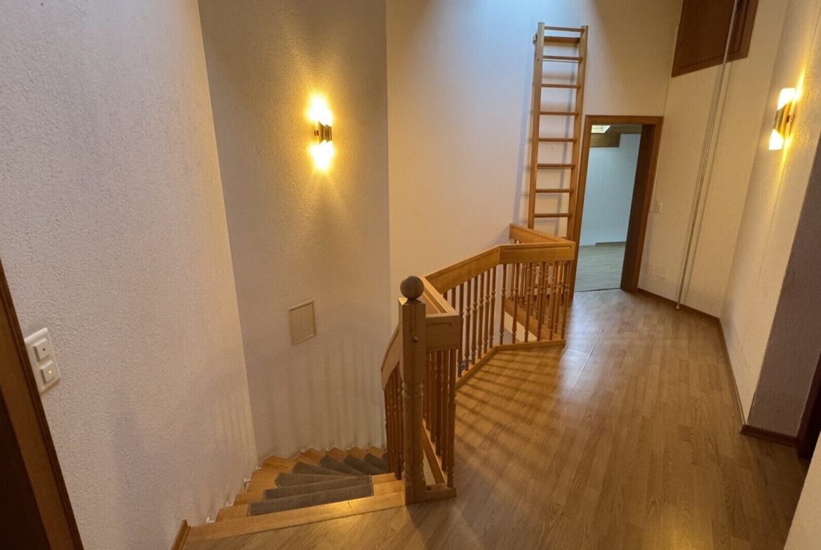 4.5 Zimmer-Einfamilienhaus mit Einliegerwohnung