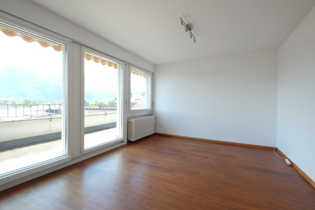 Büro mit Teeküche