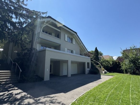 Einfamilienhaus an erhöhter Lage