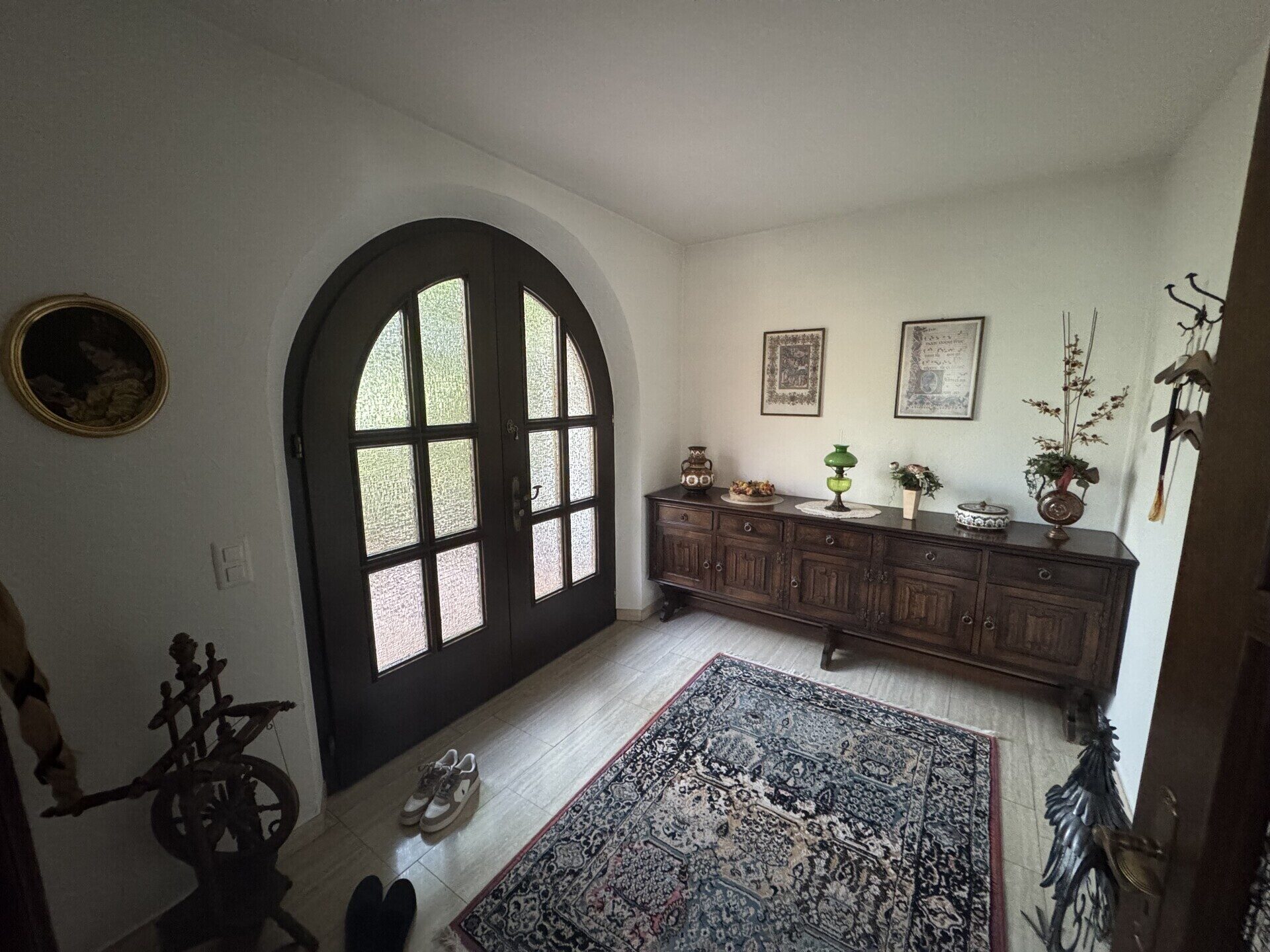 Grosszügiges Einfamilienhaus mit Aussicht