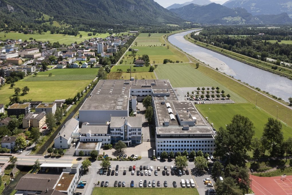 Dienstleistungsgebäude an guter Lage