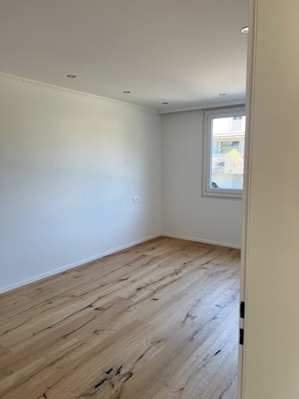 4.5 Zimmerwohnung (Hochparterre)