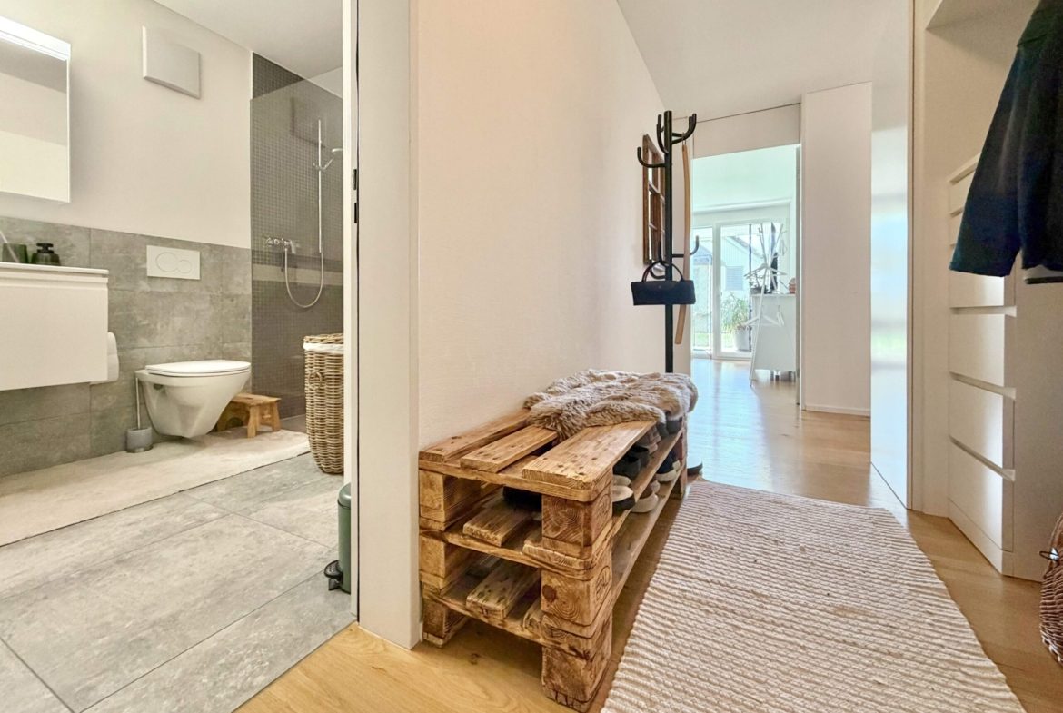 moderne 3.5-Zimmerwohnung mit Garten