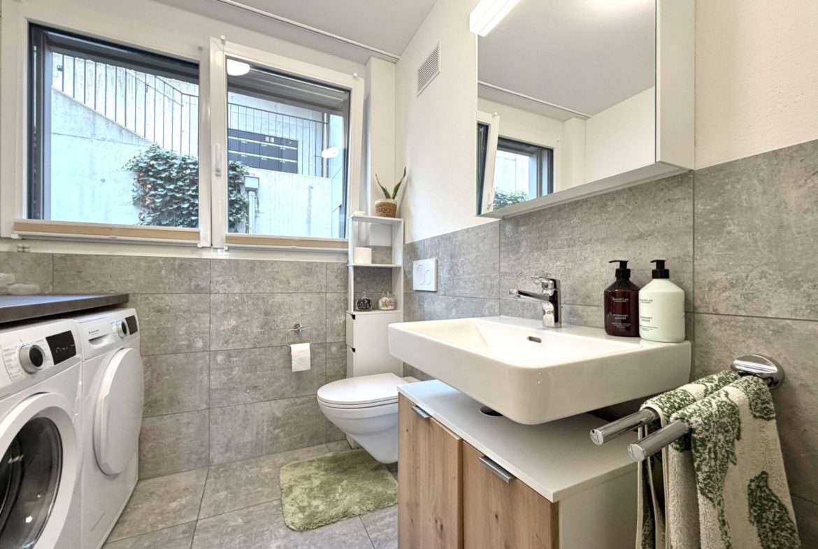 moderne 3.5-Zimmerwohnung mit Garten