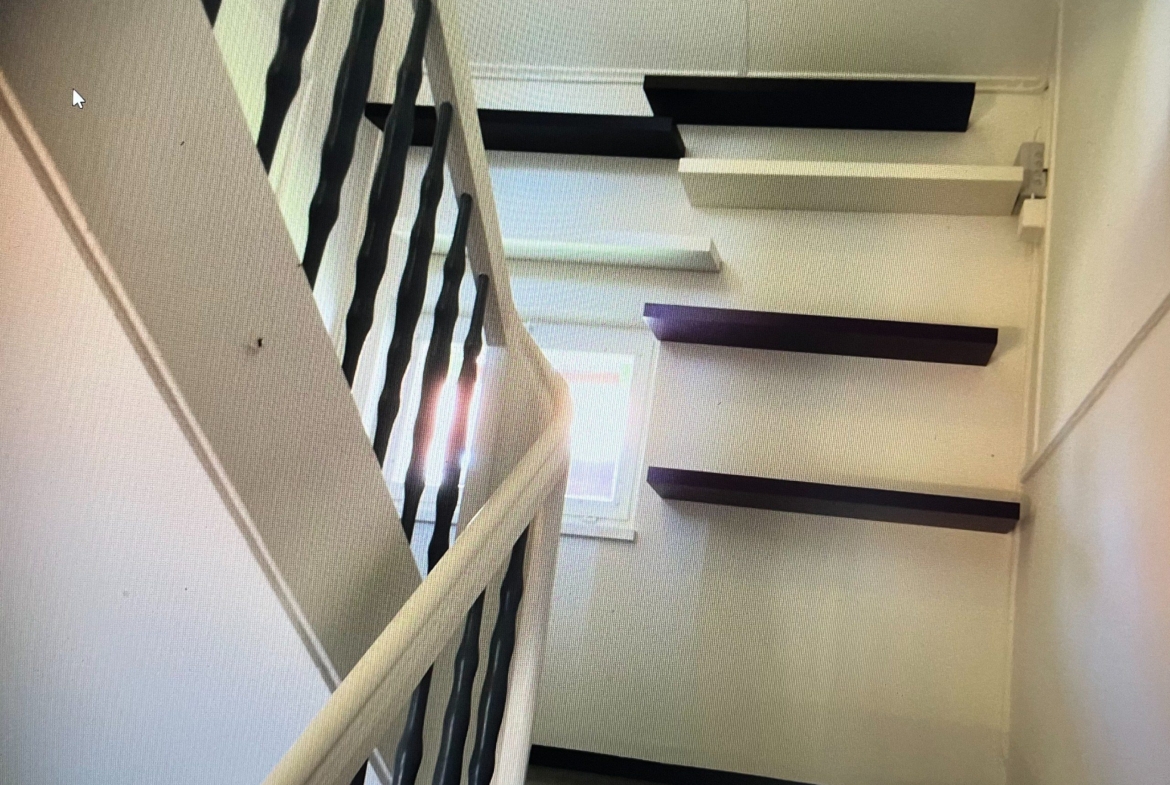Älteres Familienfreundliches 7 1/2 Zimmer-Haus in Schaan