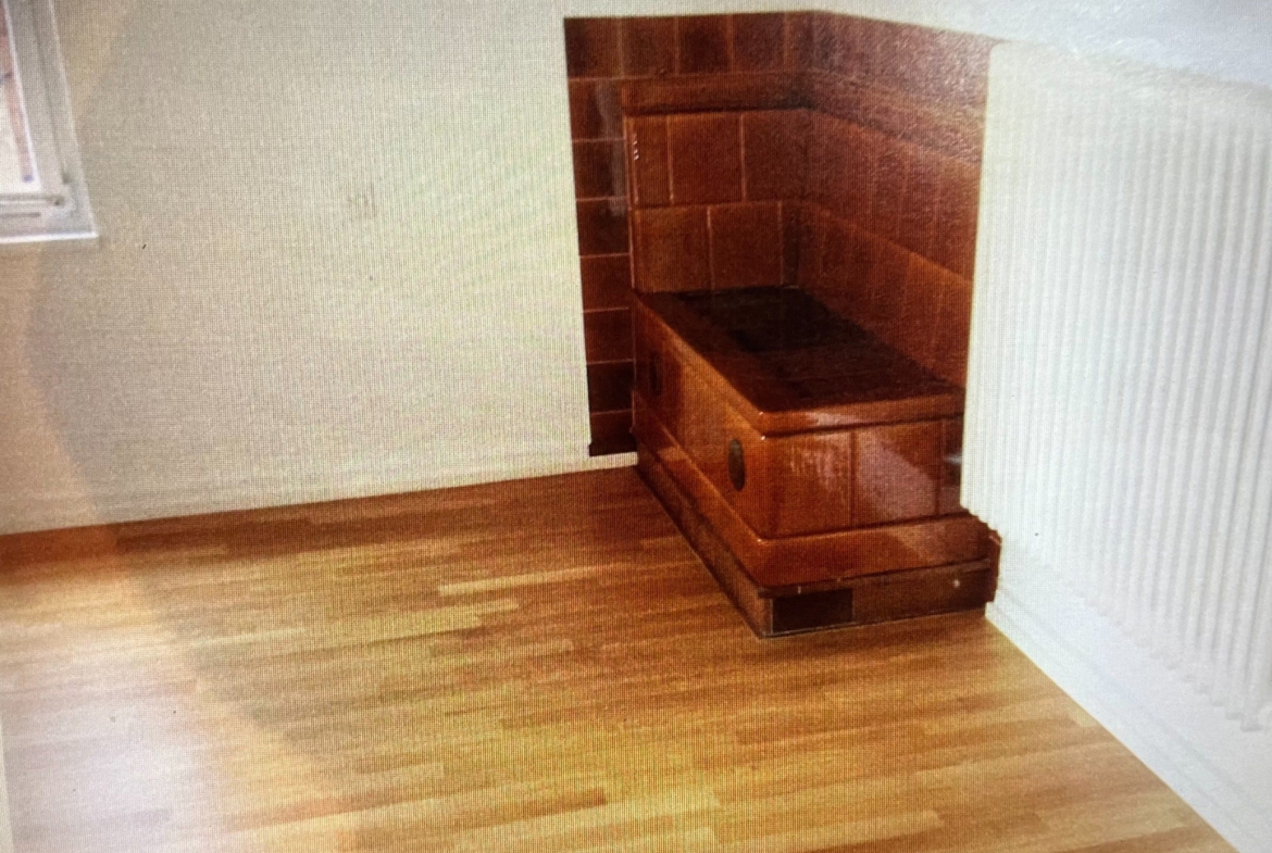 Älteres Familienfreundliches 7 1/2 Zimmer-Haus in Schaan