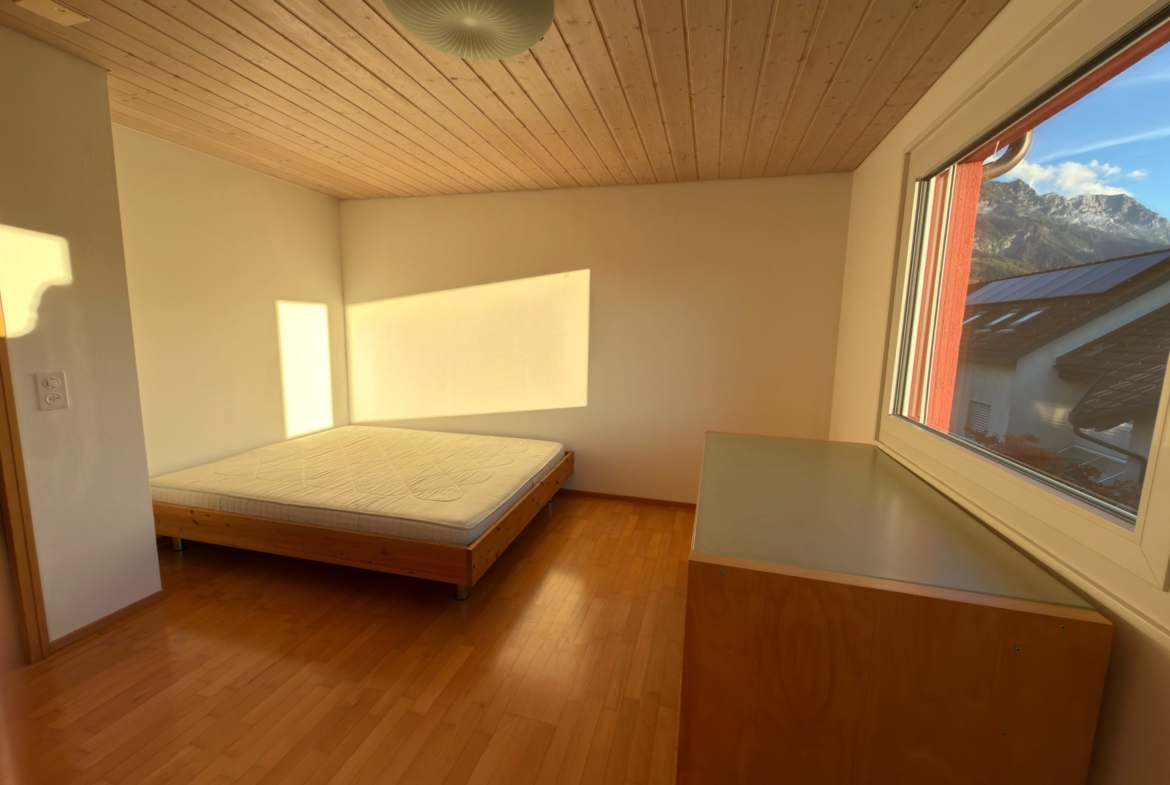 Zimmer mit eigenem Bad in 3er-WG, Haus mit Garten, Eschen