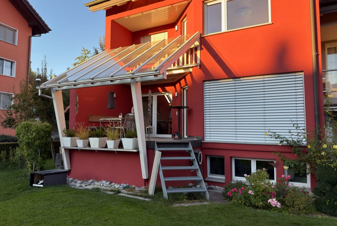 Zimmer mit eigenem Bad in 3er-WG, Haus mit Garten, Eschen