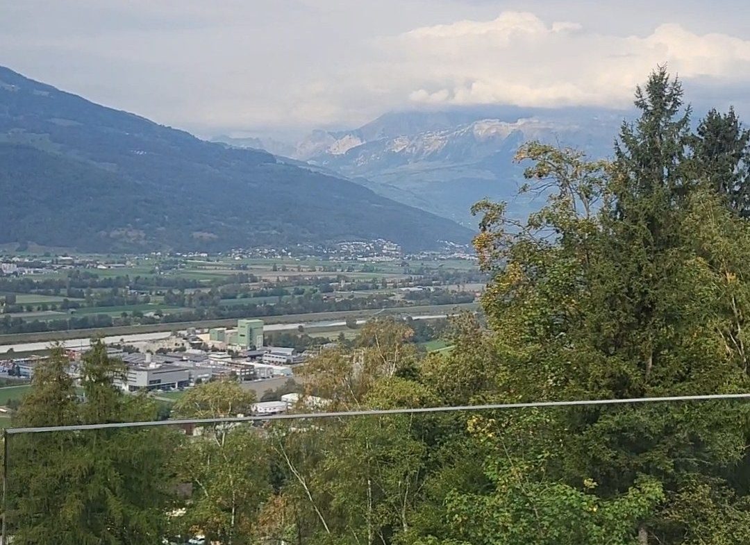 Villa mit Wihrlpool und Swimmingpool und Anliegerwohnung