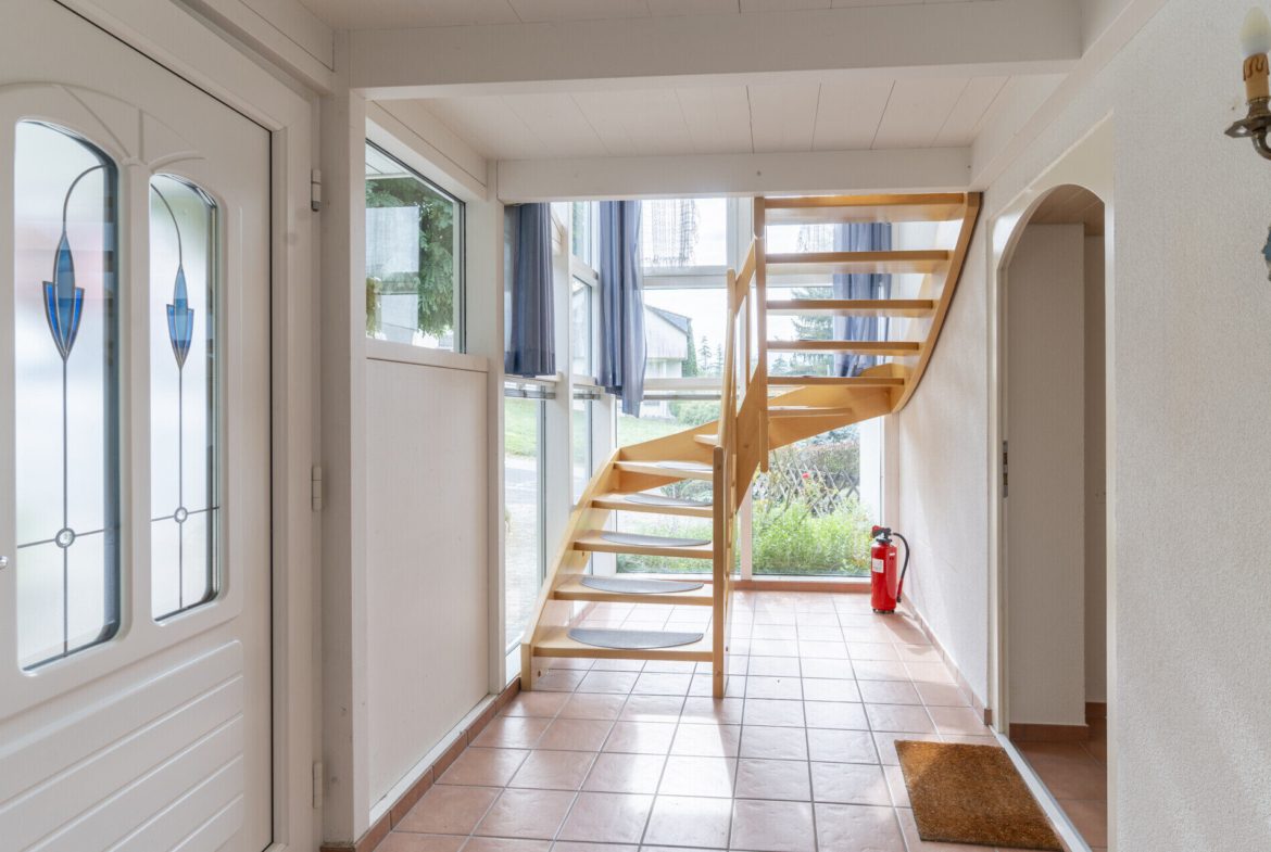 Mehrfamilienhaus mit drei Wohnungen