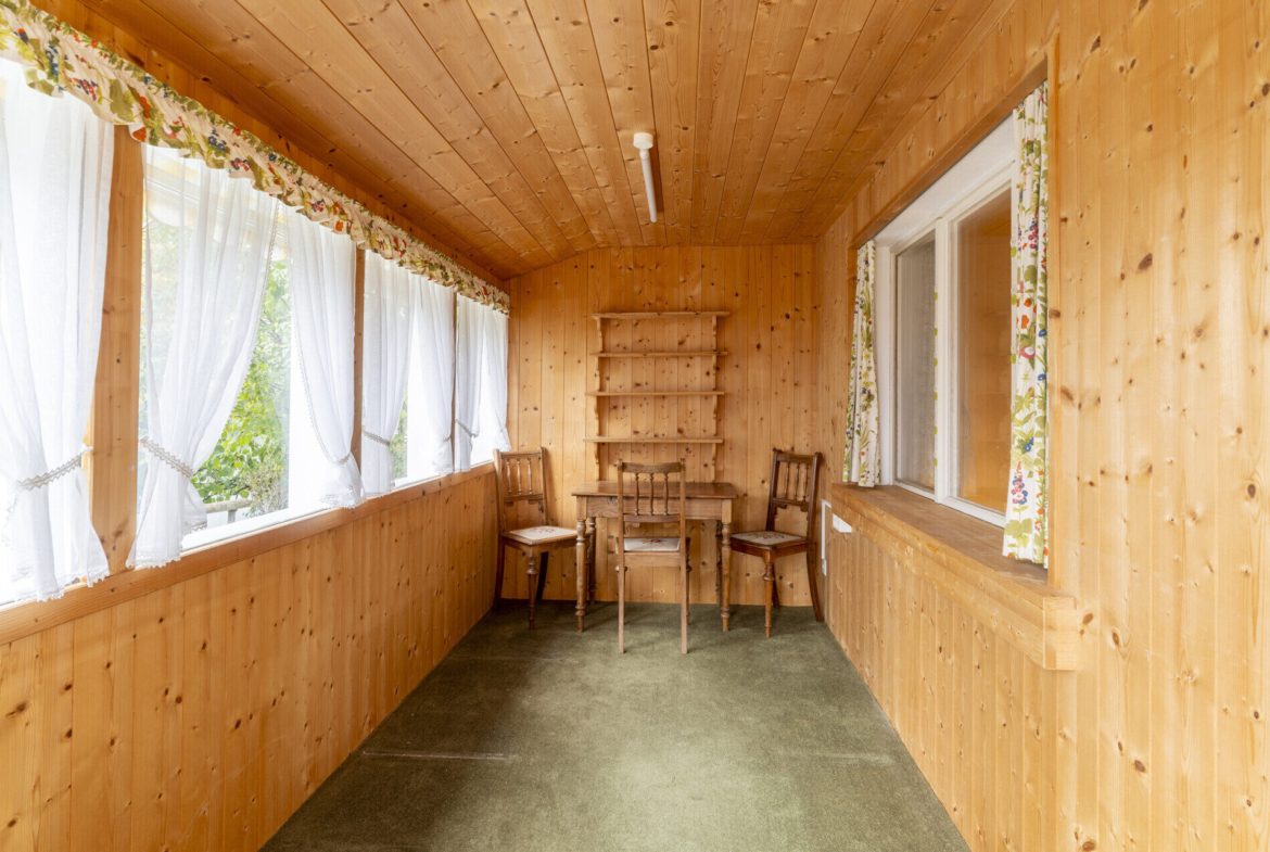 Mehrfamilienhaus mit drei Wohnungen