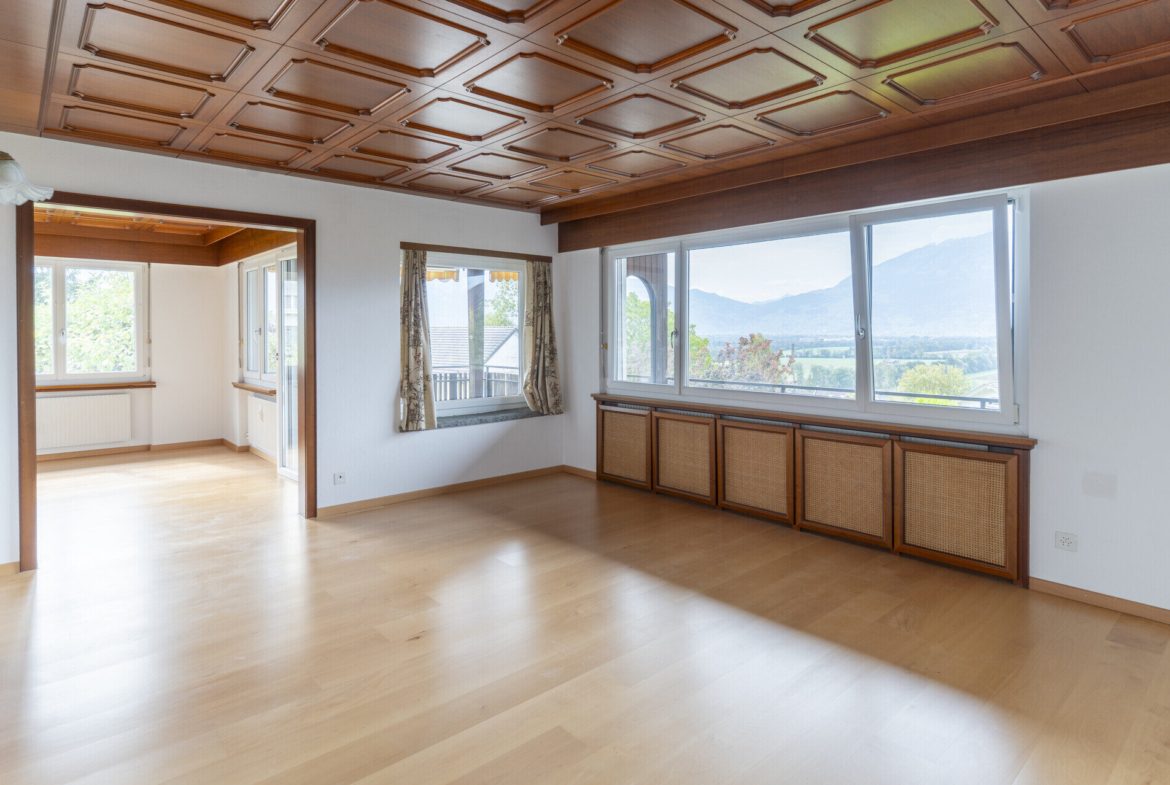 Mehrfamilienhaus mit drei Wohnungen