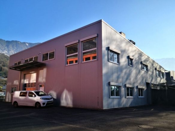 Gewerbehalle